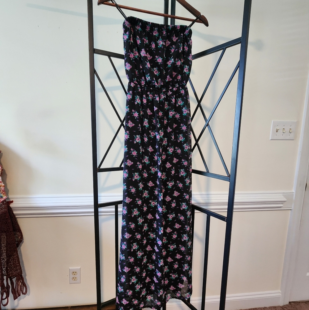 Forever 21 Women's Strapless Black Floral Dress Size Small